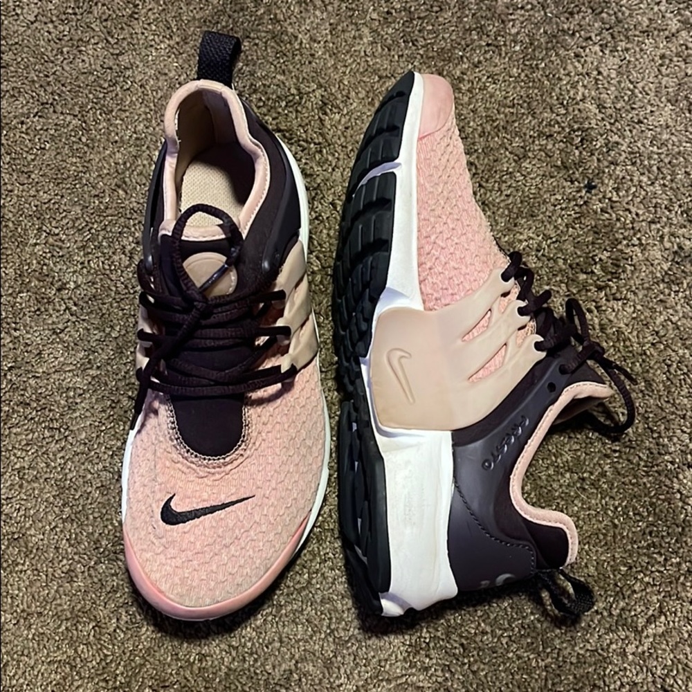 nike sneakers